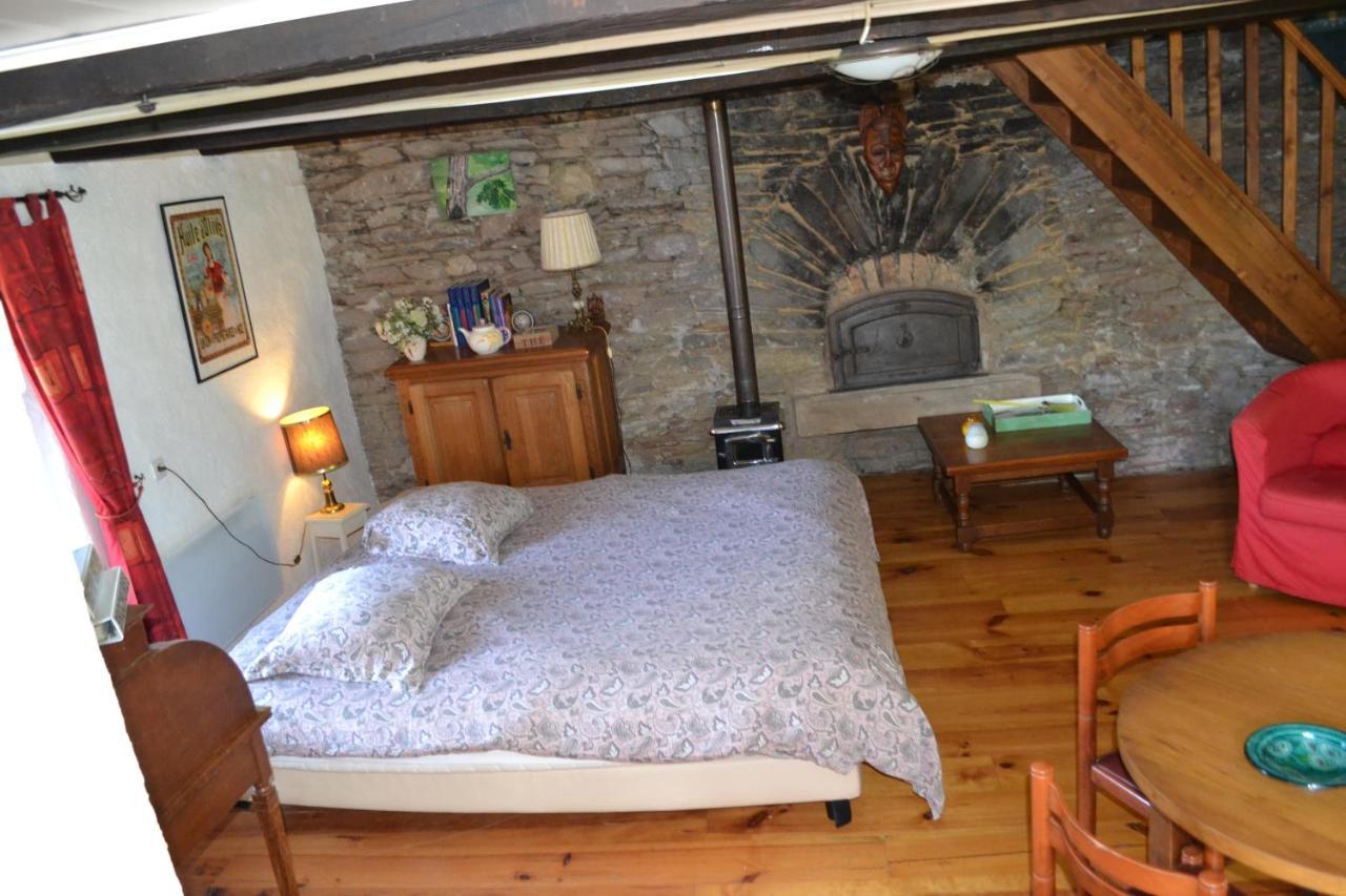 Domaine La Libaudie Hotel La Bastide-Solages Bagian luar foto