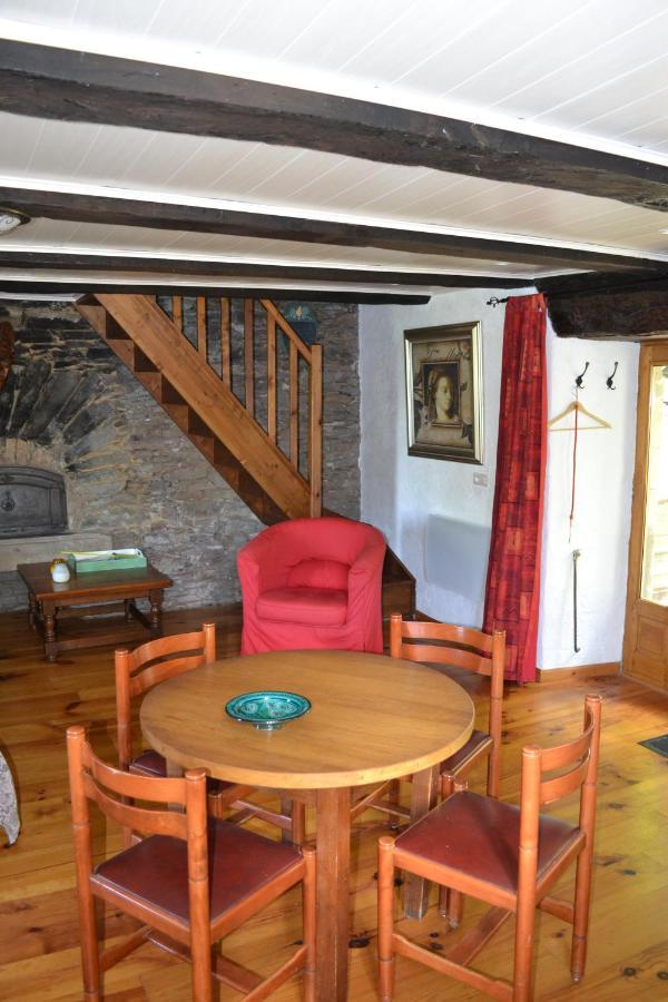 Domaine La Libaudie Hotel La Bastide-Solages Bagian luar foto