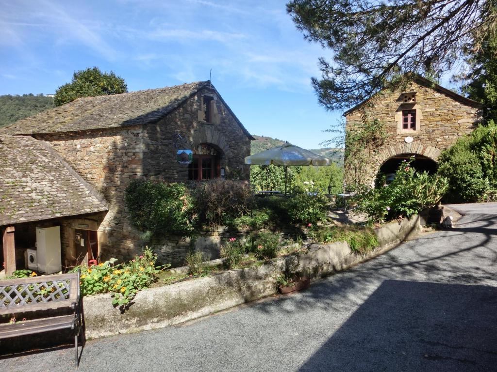 Domaine La Libaudie Hotel La Bastide-Solages Bagian luar foto